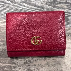 Gucci Red Pebbled Leather Compact Wallet with Gold GG